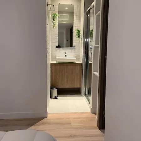 Riviera Beach, Design Near Croisette Cannes