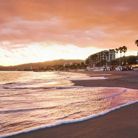 Riviera Beach, Design Near Croisette 칸느